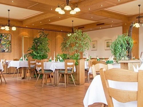 Gasthaus Kreuz ユーリンゲン・ビルケンドルフ エクステリア 写真